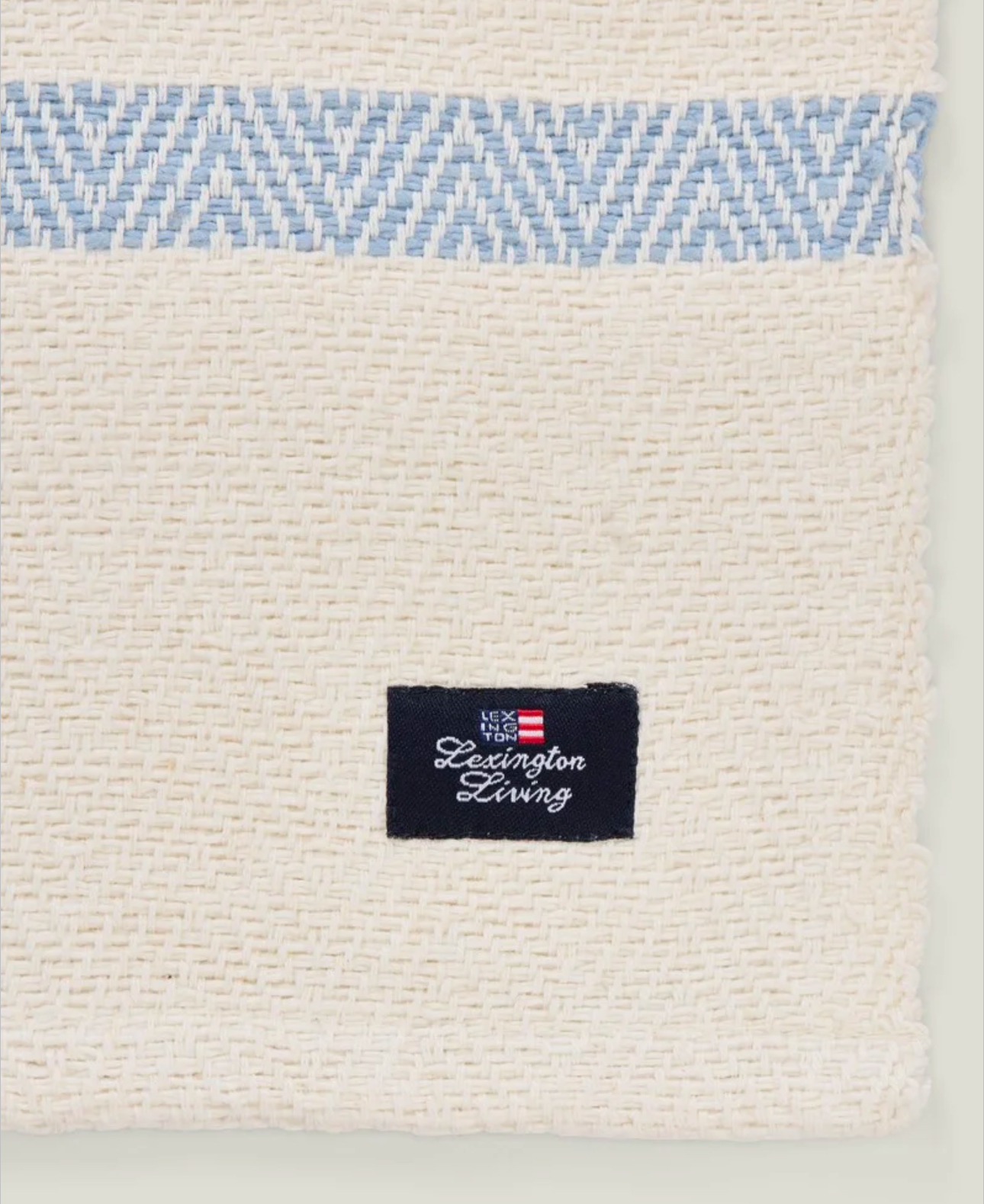 C8FF8115-7DAE-4E50-9836-7B84338C1E89_1_201_a