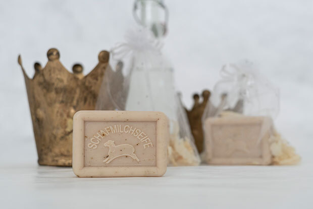 Ovis Schafmilchseife mit Zirbenduft eckig