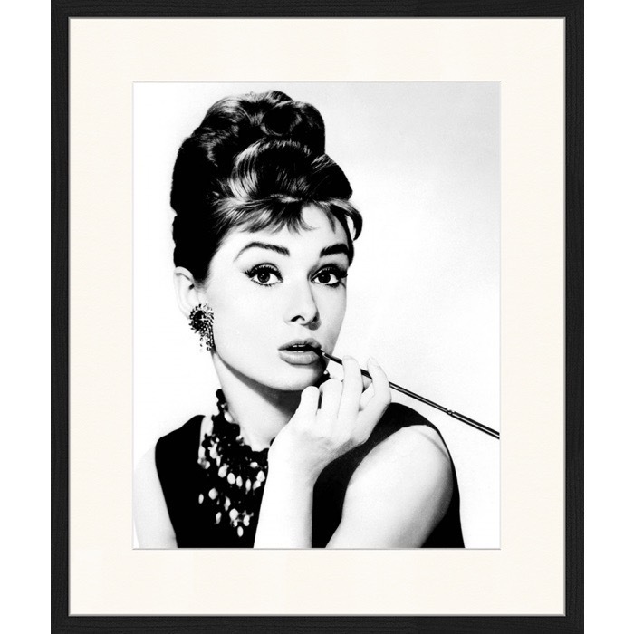Wandbild Audrey Hepburn Smoking 50x60cm