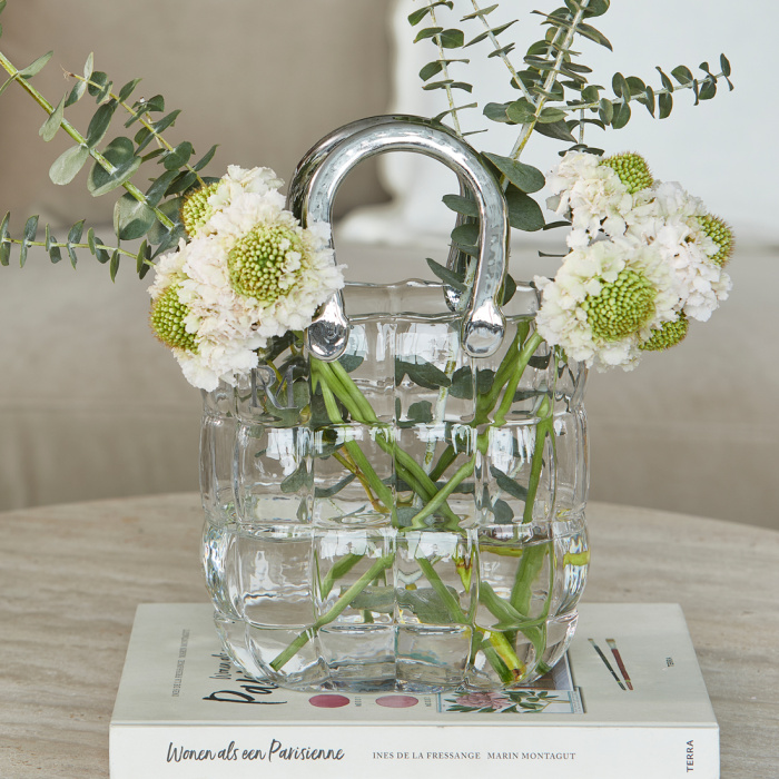 F7CB2976-CFCD-4B63-9863-953F5A03BF01