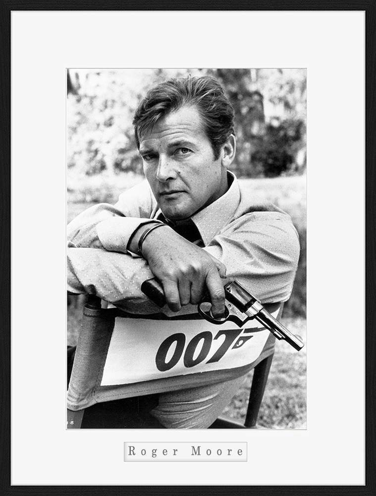Riviera Maison Wandbild Sir Roger Moore is 007 60x80 cm